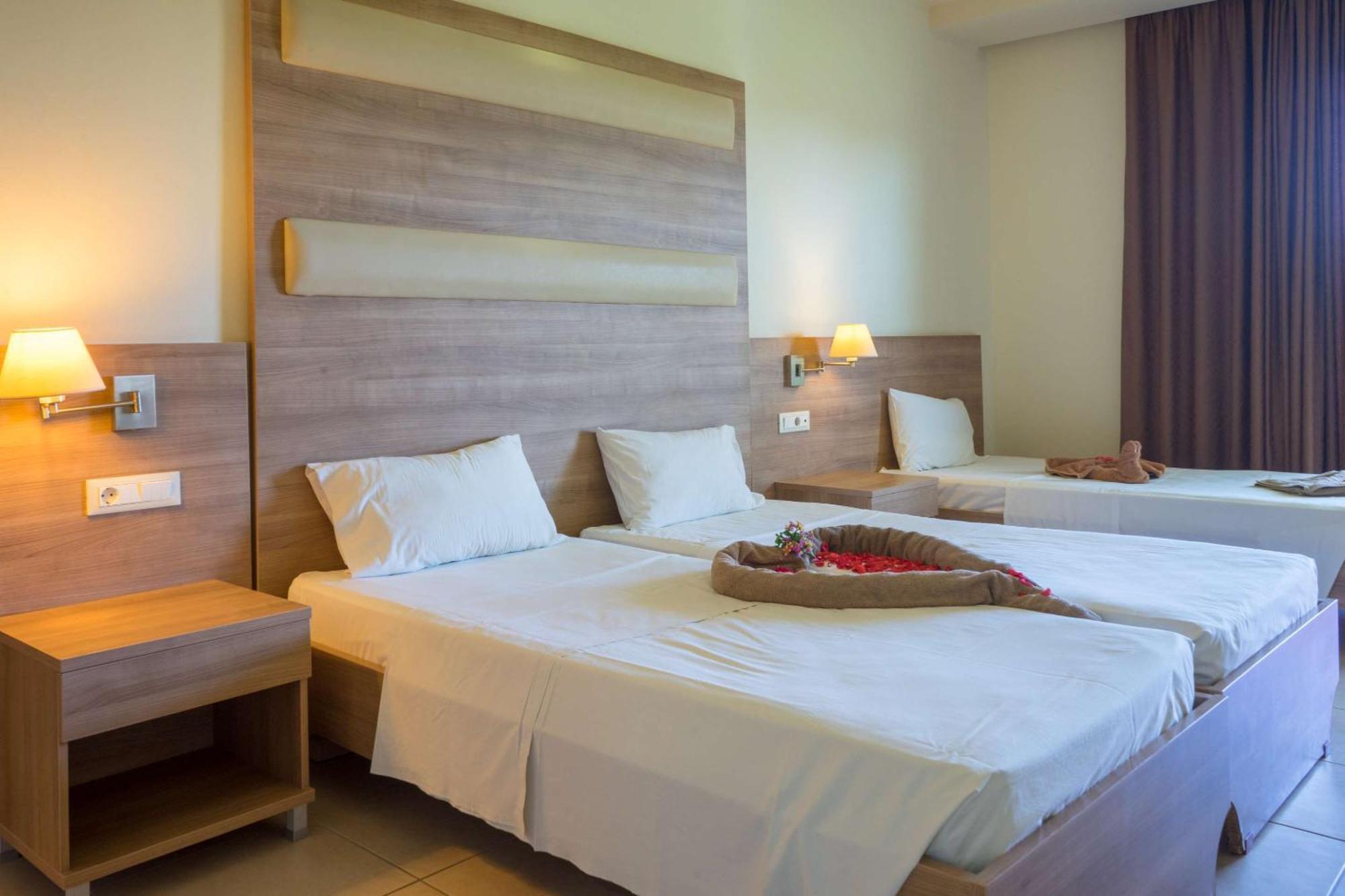 Stamos All Inclusive Faliraki Quarto foto